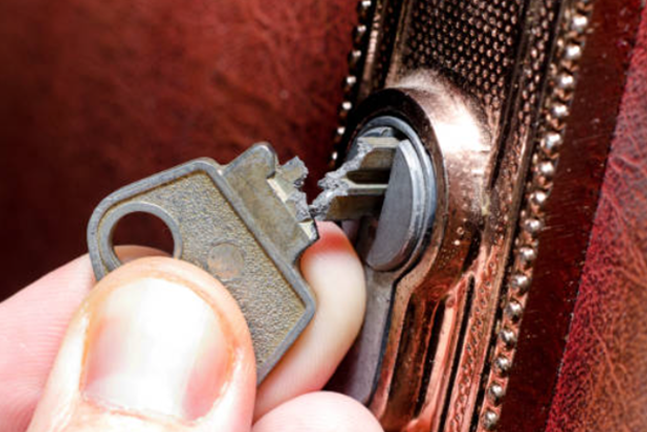 broken key removal Brenham TX